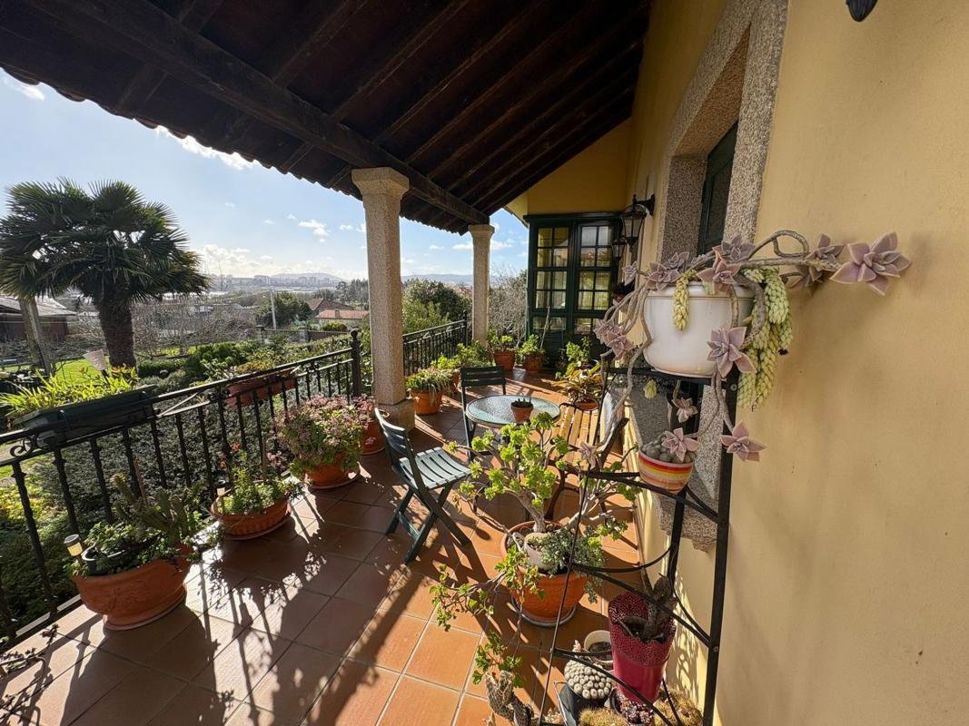 Properties for sale and rent in Spain photo 4