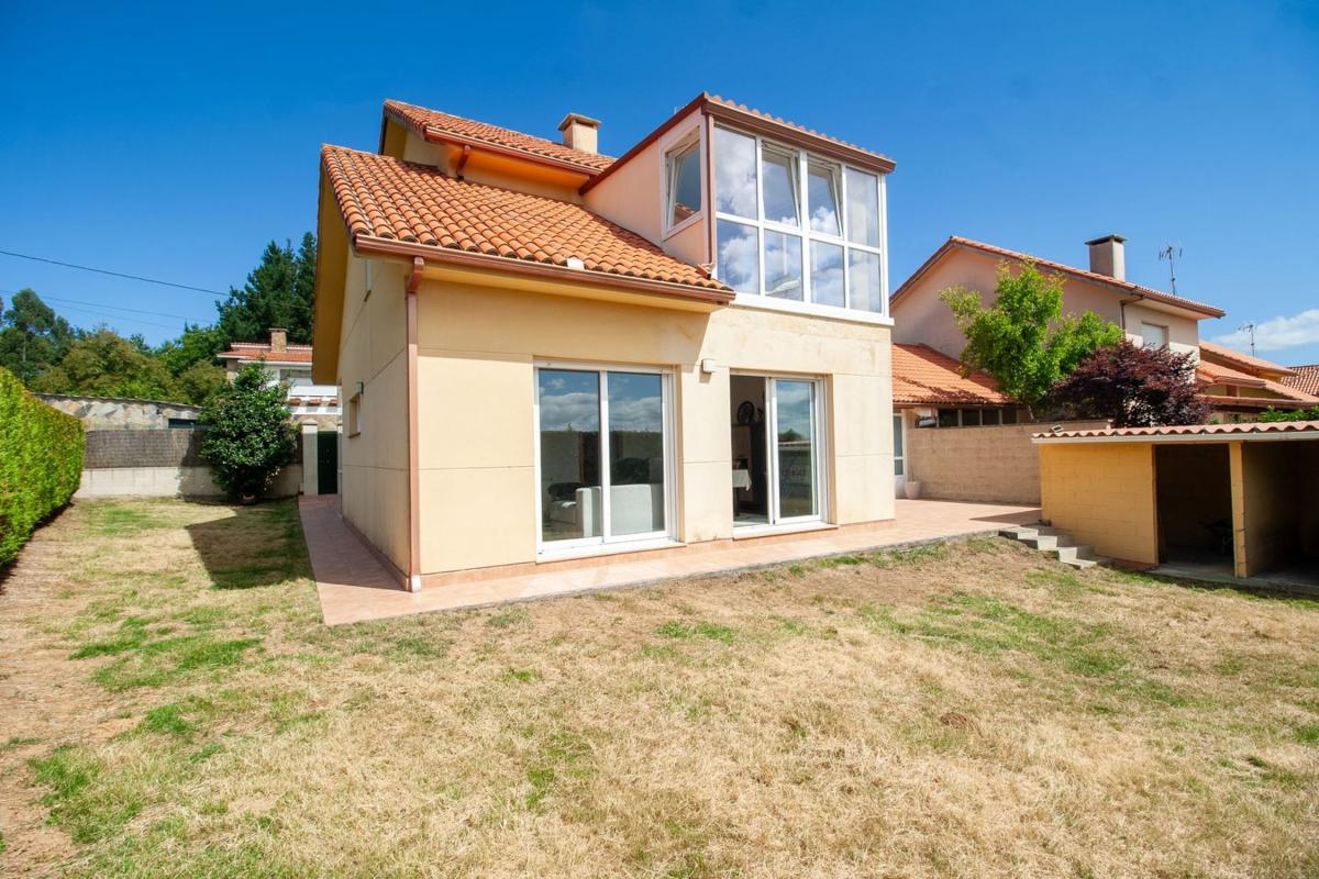 Properties for sale and rent in Spain photo 2