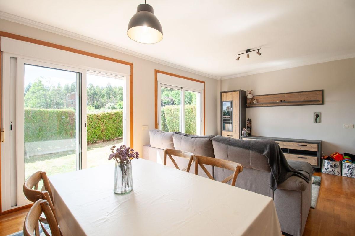 Properties for sale and rent in Spain photo 4