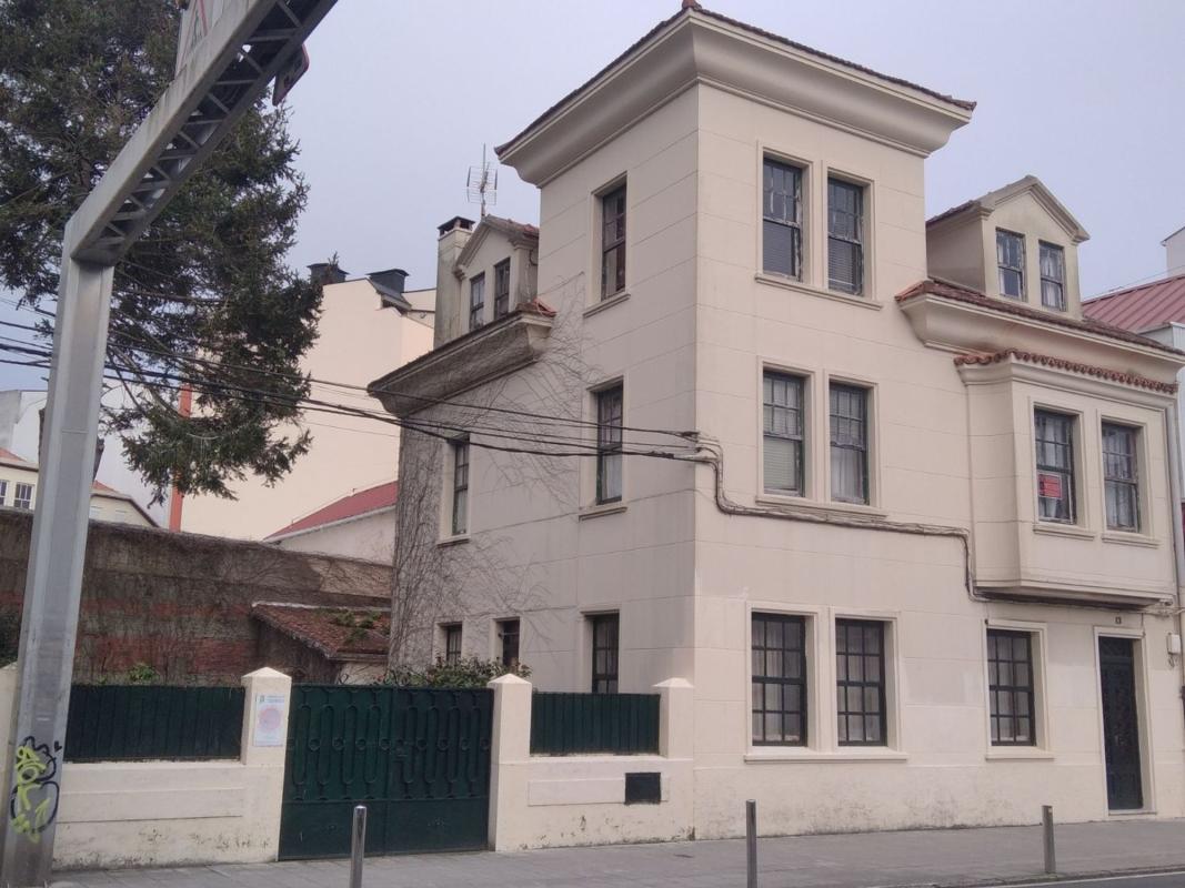 Properties for sale and rent in Spain photo 1