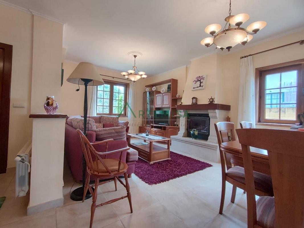 Properties for sale and rent in Spain photo 2