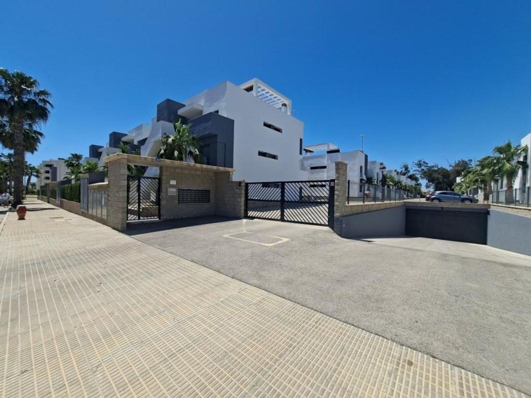 Sale of apartment in Piso en Urbanizaciones, Guardamar del Segura, Guardamar del Segura
photo 4