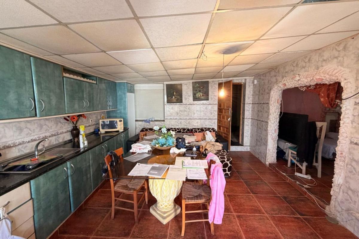 Недвижимость на продажу и в аренду в Испании photo 3