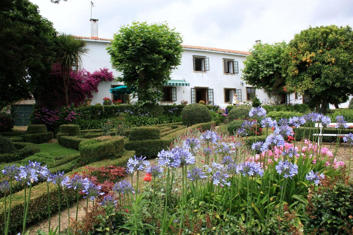 Properties for sale and rent in Spain photo 1