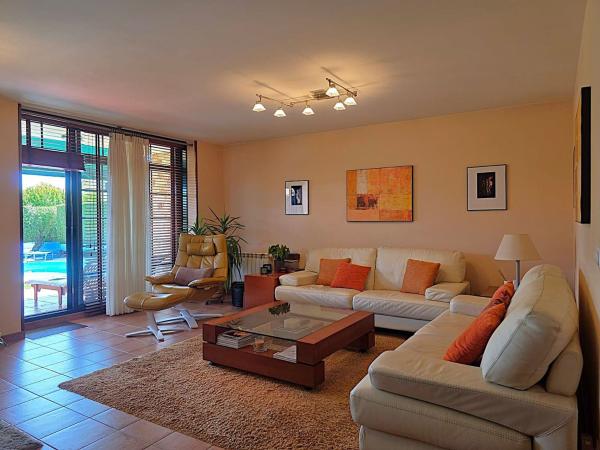 Chalet pareado en Carta, Sada photo 2
