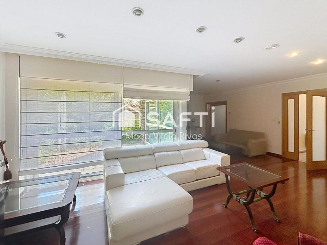 Properties for sale and rent in Spain photo 5