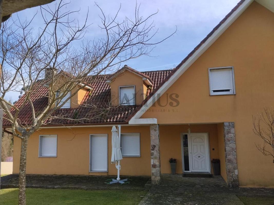 Nieruchomości na sprzedaż i do wynajęcia w Hiszpanii photo 1