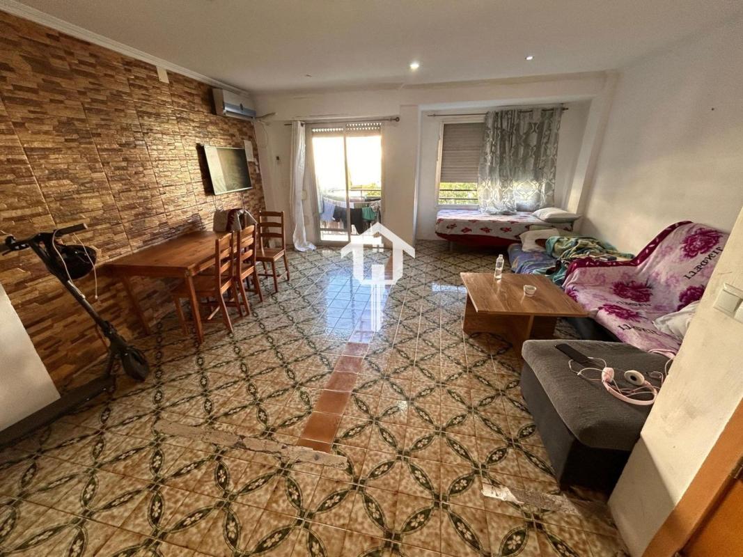 Sale of apartment in Piso en Calle Jaime Segarra, Carolinas Bajas, Alicante / Alacant, Alicante
photo 3