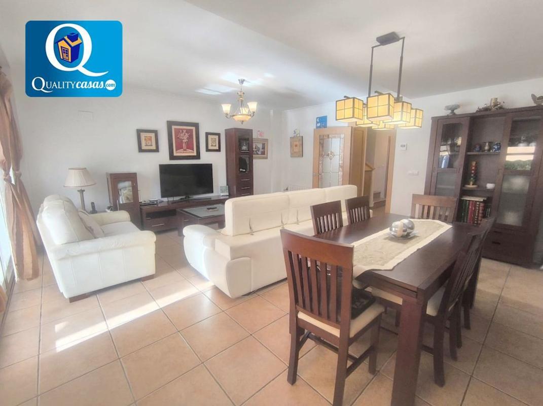Properties for sale and rent in Spain photo 5