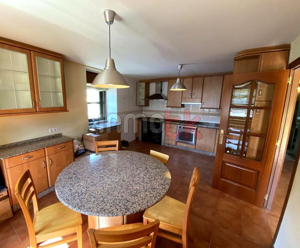 Properties for sale and rent in Spain photo 1