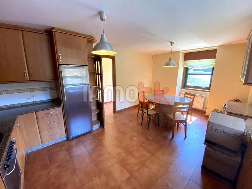 Properties for sale and rent in Spain photo 3
