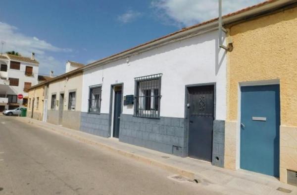 Chalet adosado en Centro, San Miguel de Salinas photo 1