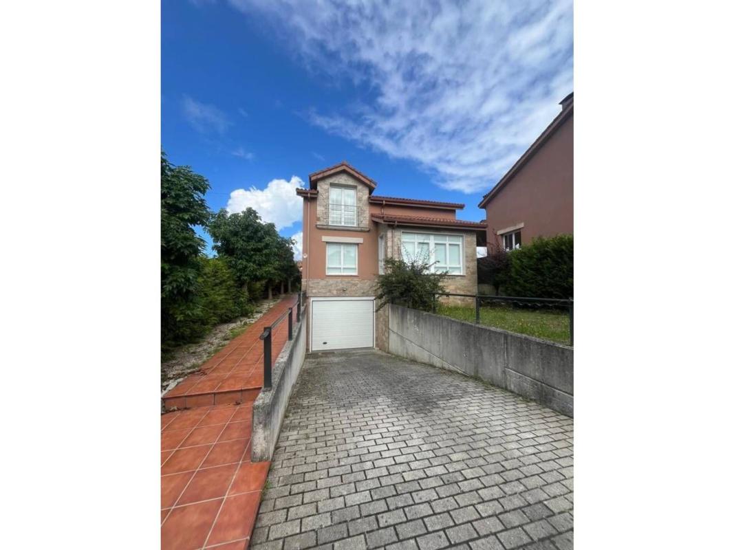 Propiedades en venta y alquiler en España photo 1