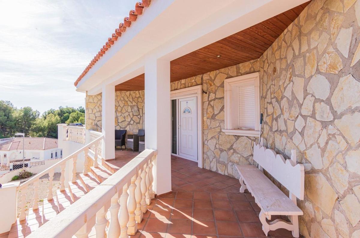 Properties for sale and rent in Spain photo 4