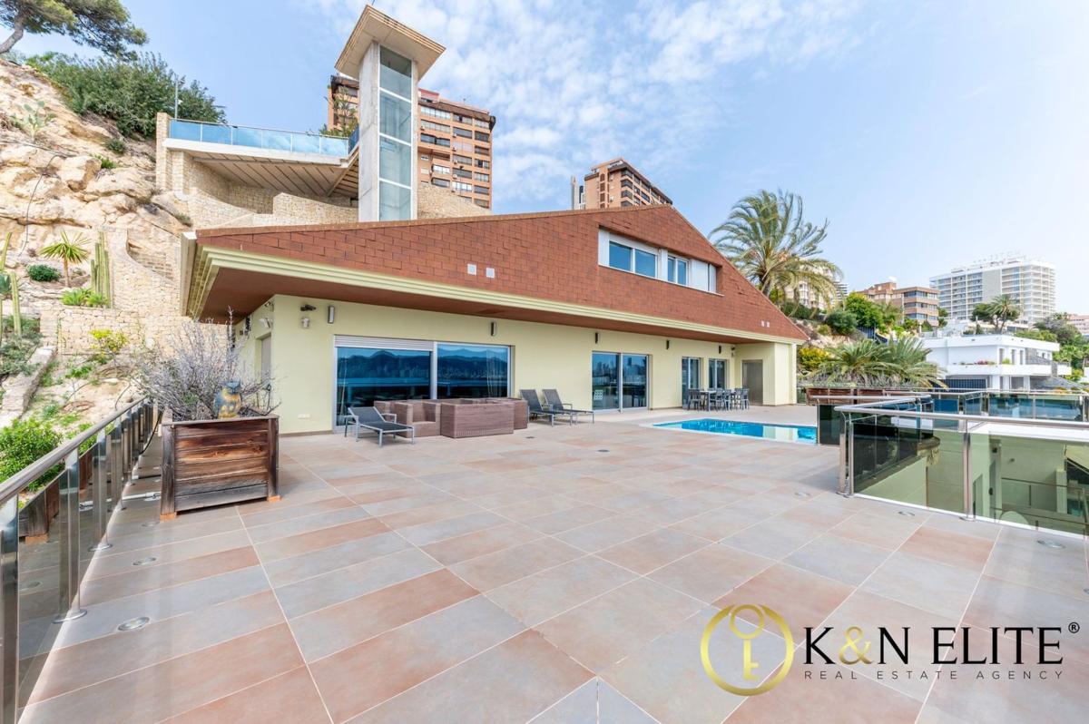 Properties for sale and rent in Spain photo 3