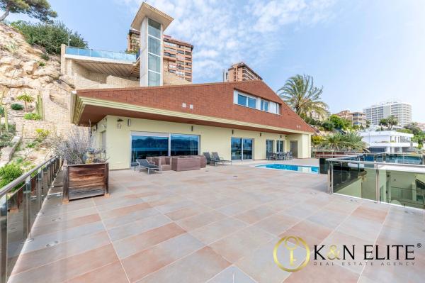 Casa o chalet independiente en Calle Oviedo, Playa de Poniente, Benidorm thumbnail 2