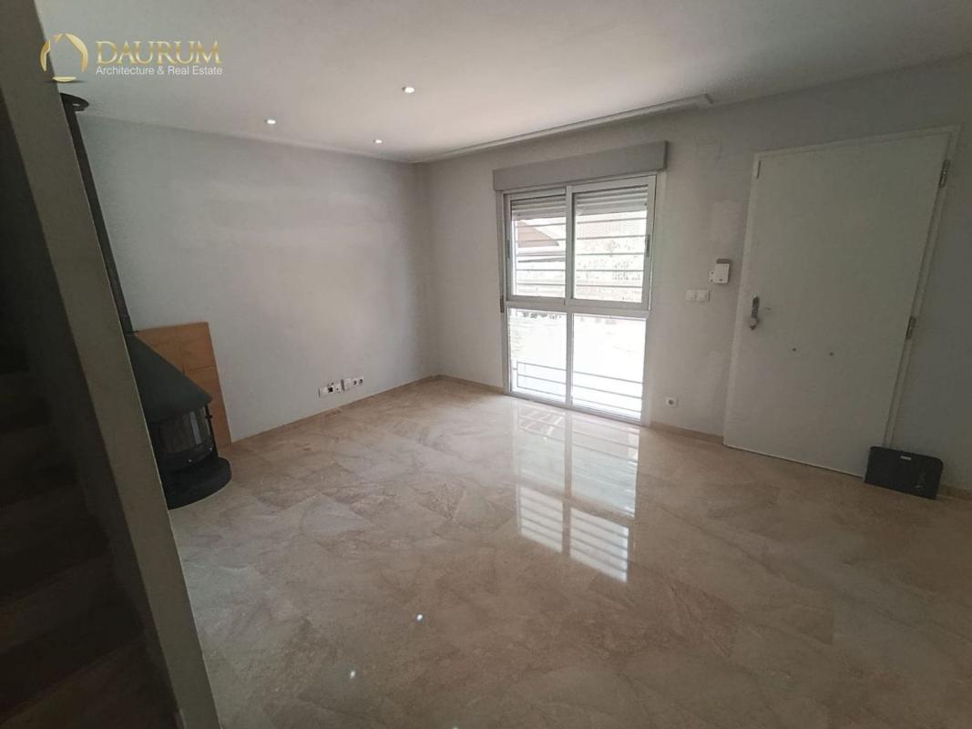 Properties for sale and rent in Spain photo 4