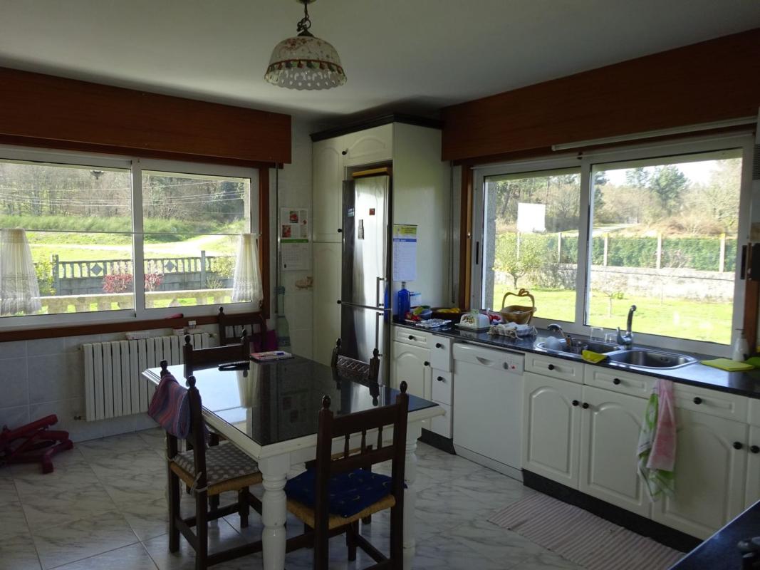 Properties for sale and rent in Spain photo 4