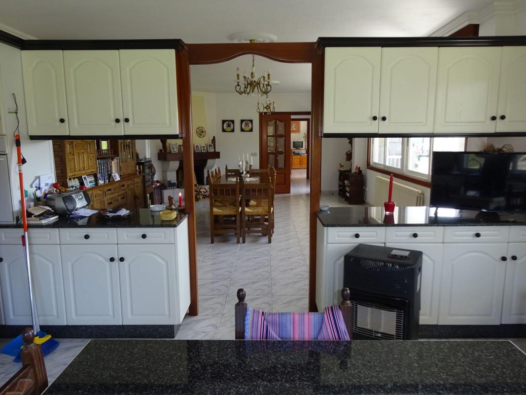Properties for sale and rent in Spain photo 5