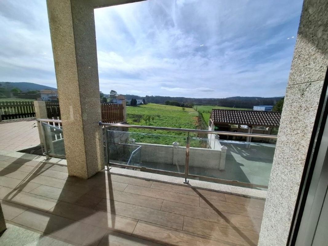 Properties for sale and rent in Spain photo 4