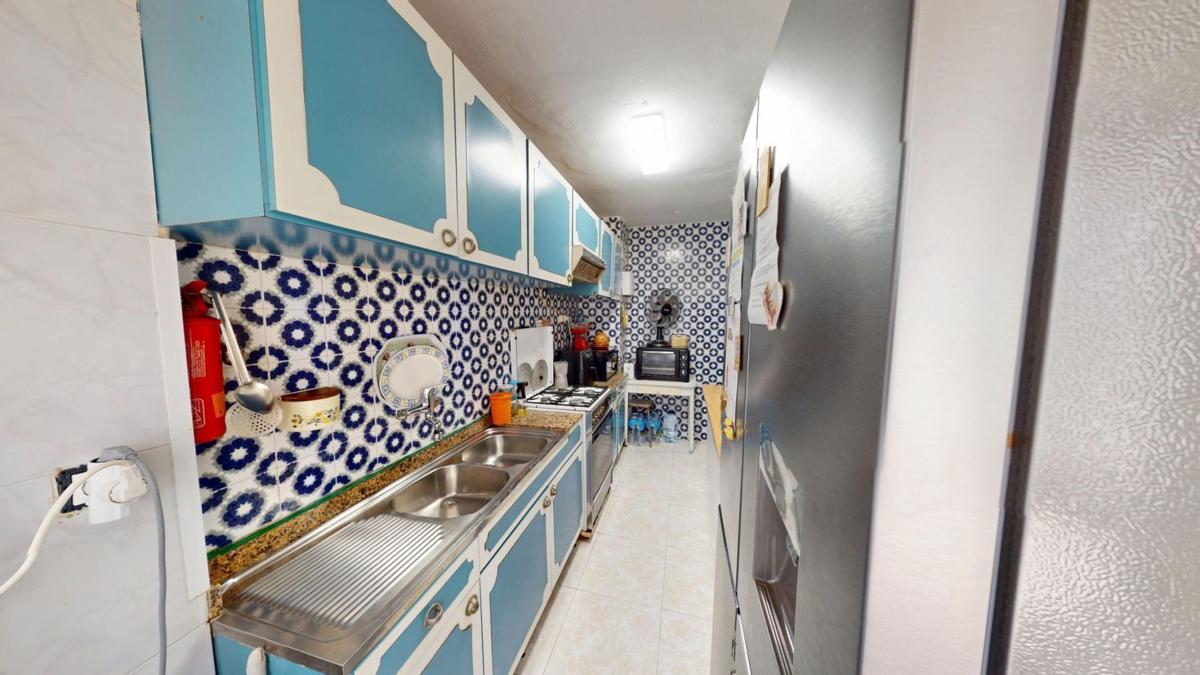 Venta de piso en Piso en Calle Agres, Juan XXIII, Alicante / Alacant, Alicante / Alacant
photo 4