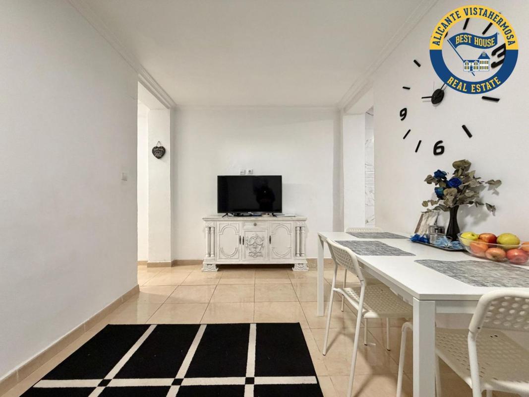 Venta de piso en Piso en Altozano, Alicante / Alacant, Alicante / Alacant
 photo 3