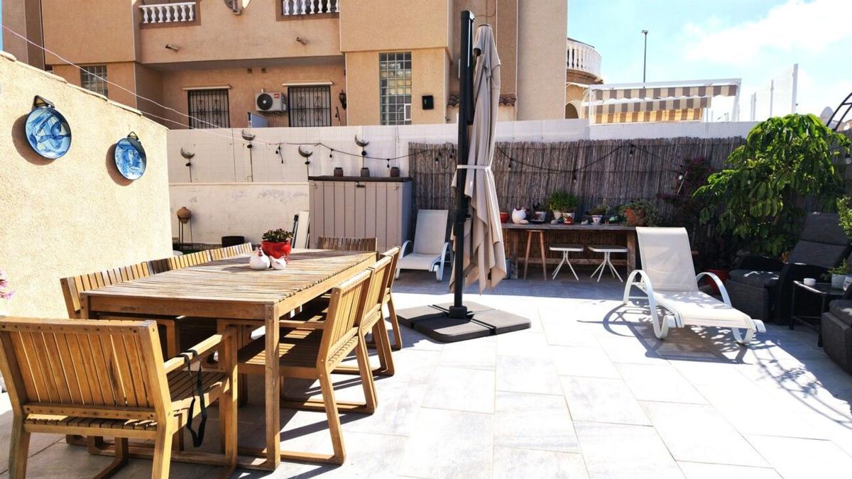 Properties for sale and rent in Spain photo 4