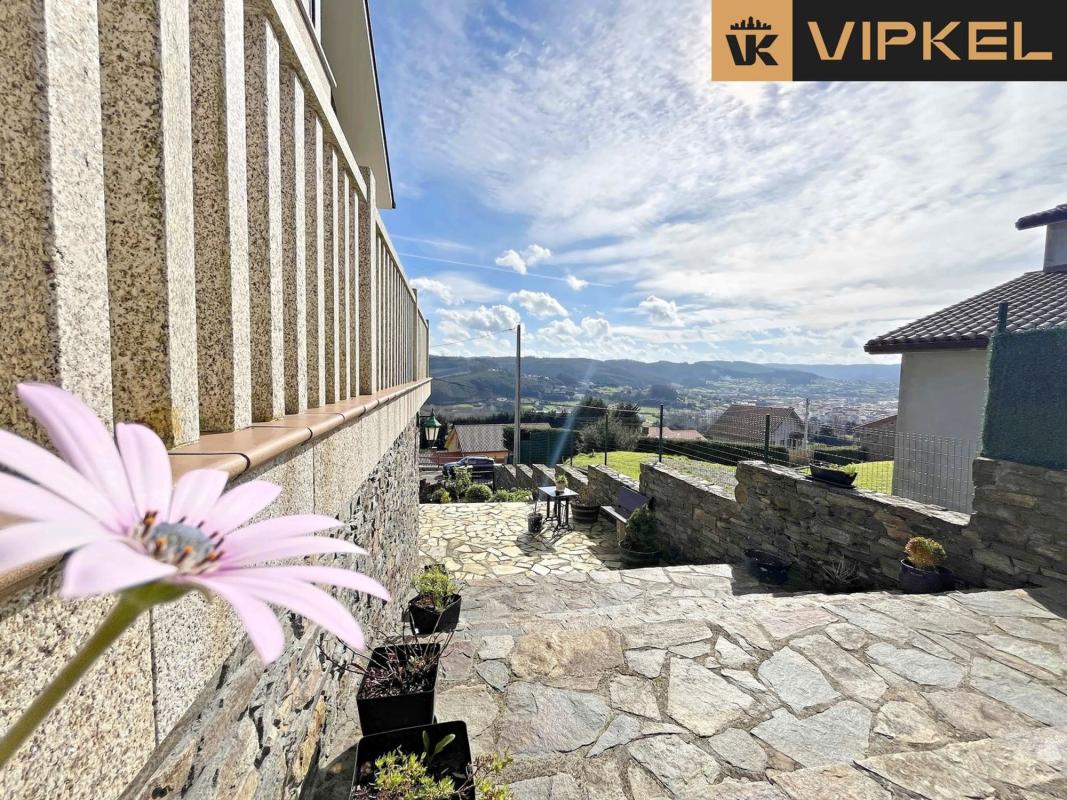 Properties for sale and rent in Spain photo 2