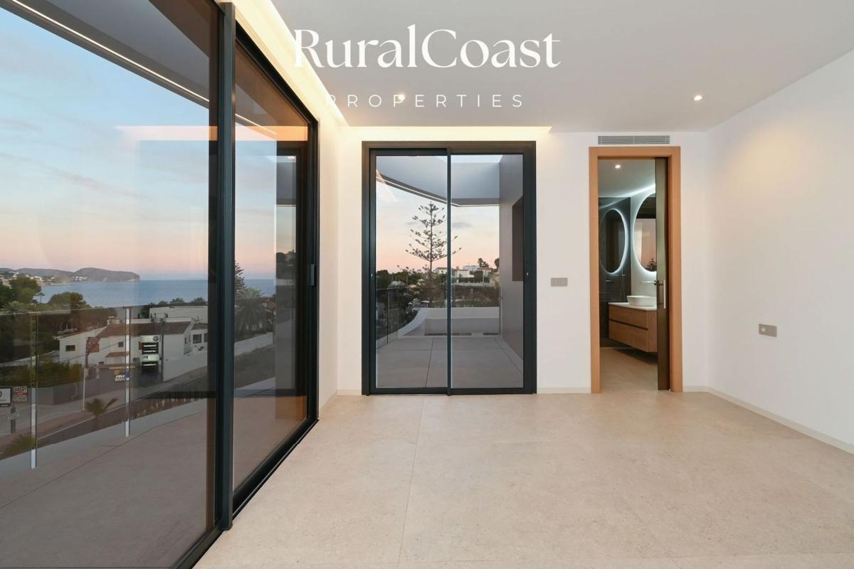 Properties for sale and rent in Spain photo 4