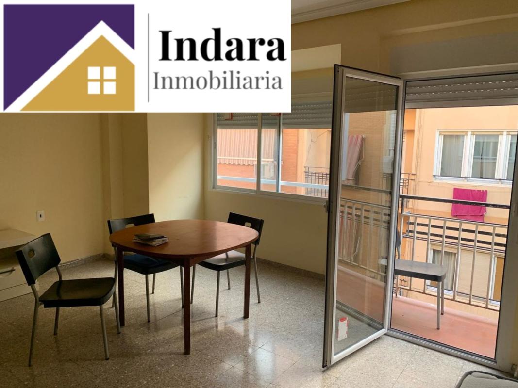 Venta de piso en Piso en Calle Doctor Buades, Carolinas Altas, Alicante / Alacant, Alicante / Alacant
photo 1