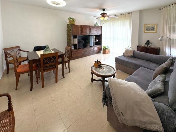 Sale of flat in Piso en Avenida Miguel Hernández, Centro Urbano, Denia, Denia
photo 1