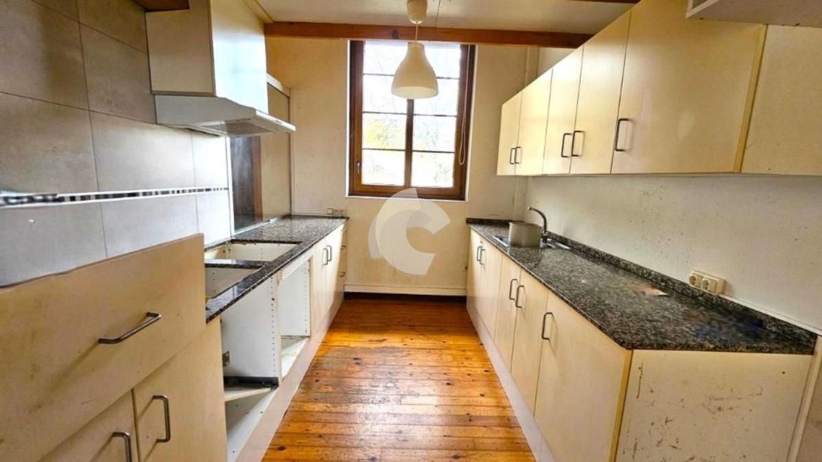 Properties for sale and rent in Spain photo 4