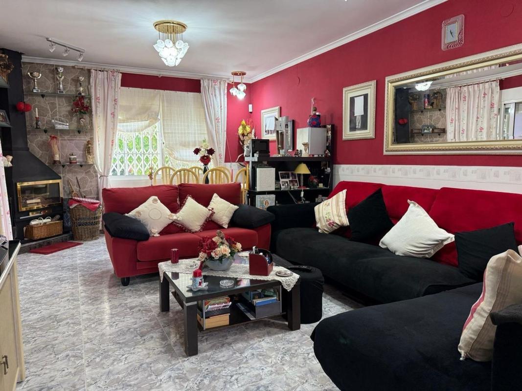 Properties for sale and rent in Spain photo 4
