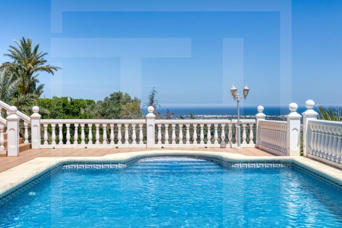 Sale of independent chalet in Casa o chalet en La Sella, Pedreguer, Pedreguer
photo 2