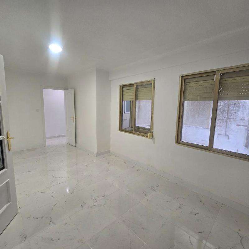 Venta de piso en Piso en Avenida Alcoi, Campoamor, Alicante / Alacant, Alicante / Alacant
 photo 4