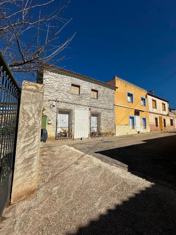 Propiedades en venta y alquiler en España photo 3