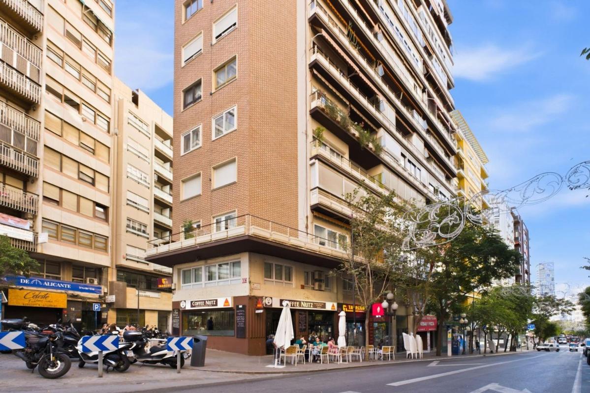 Venta de piso en Piso en Casco Histórico-Santa Cruz, Alicante / Alacant, Alicante / Alacant
photo 1