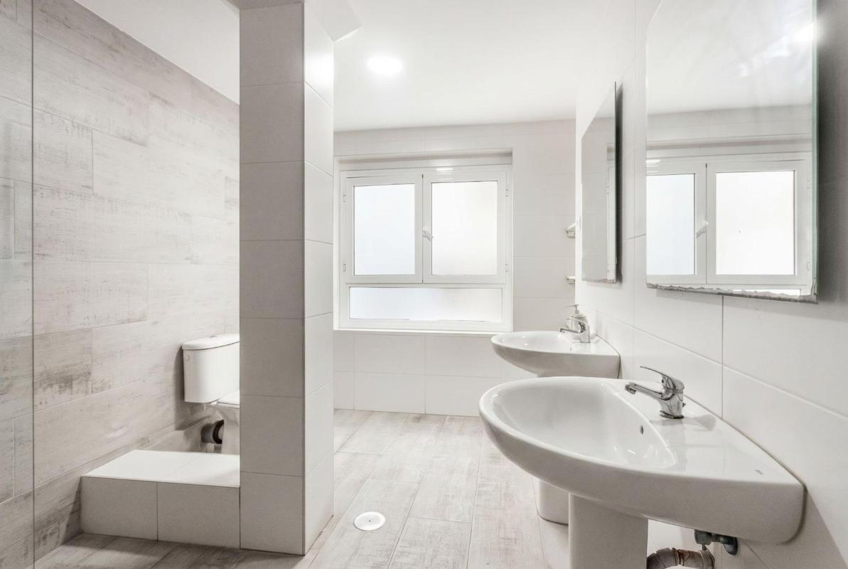 Venta de piso en Piso en Casco Histórico-Santa Cruz, Alicante / Alacant, Alicante / Alacant
photo 5