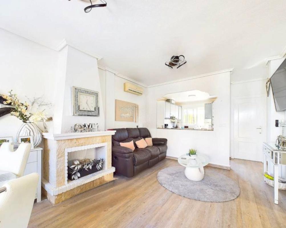 Properties for sale and rent in Spain photo 3
