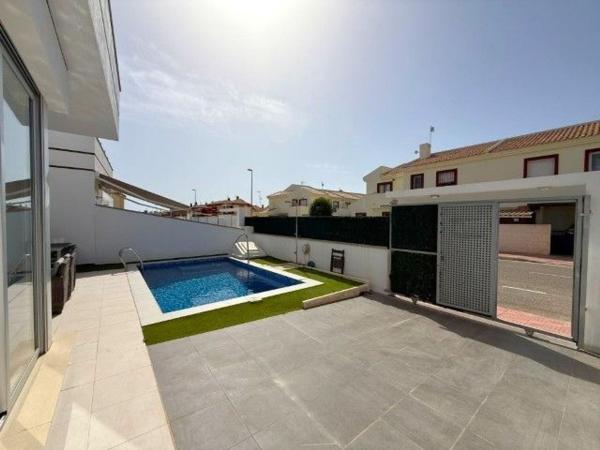 Chalet pareado en Avenida de Málaga, Lo Marabú, Rojales photo 3