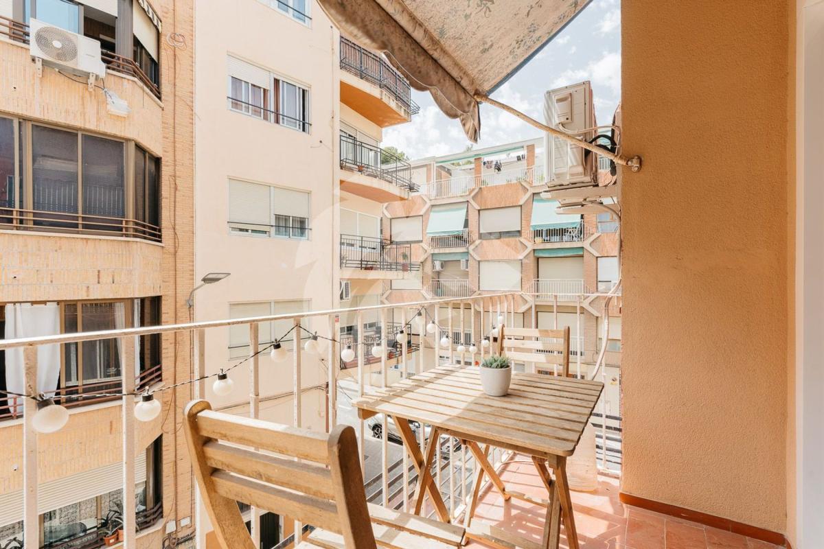 Venta de piso en Piso en Calle Taquigrafo Martí, Campoamor, Alicante / Alacant, Alicante / Alacant
photo 3