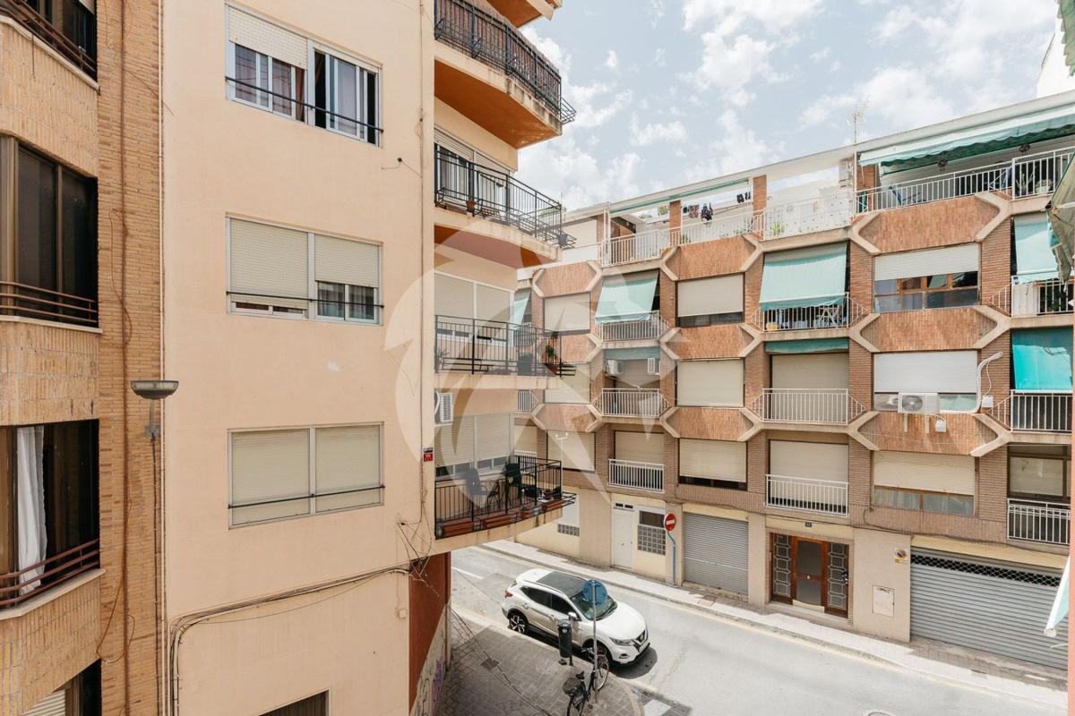 Venta de piso en Piso en Calle Taquigrafo Martí, Campoamor, Alicante / Alacant, Alicante / Alacant
photo 4