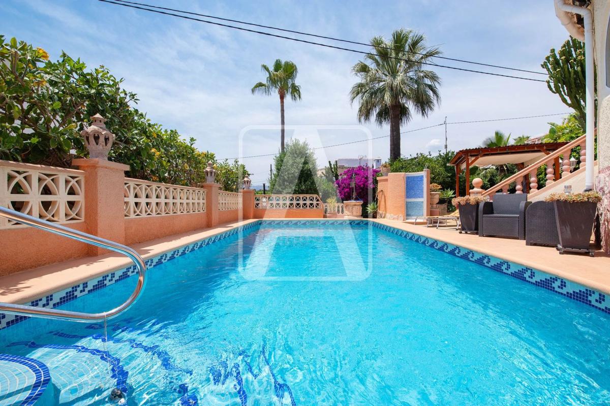 Sale of independent chalet in Casa o chalet en Cala Advocat - Baladrar, Benissa, Benissa
 photo 2