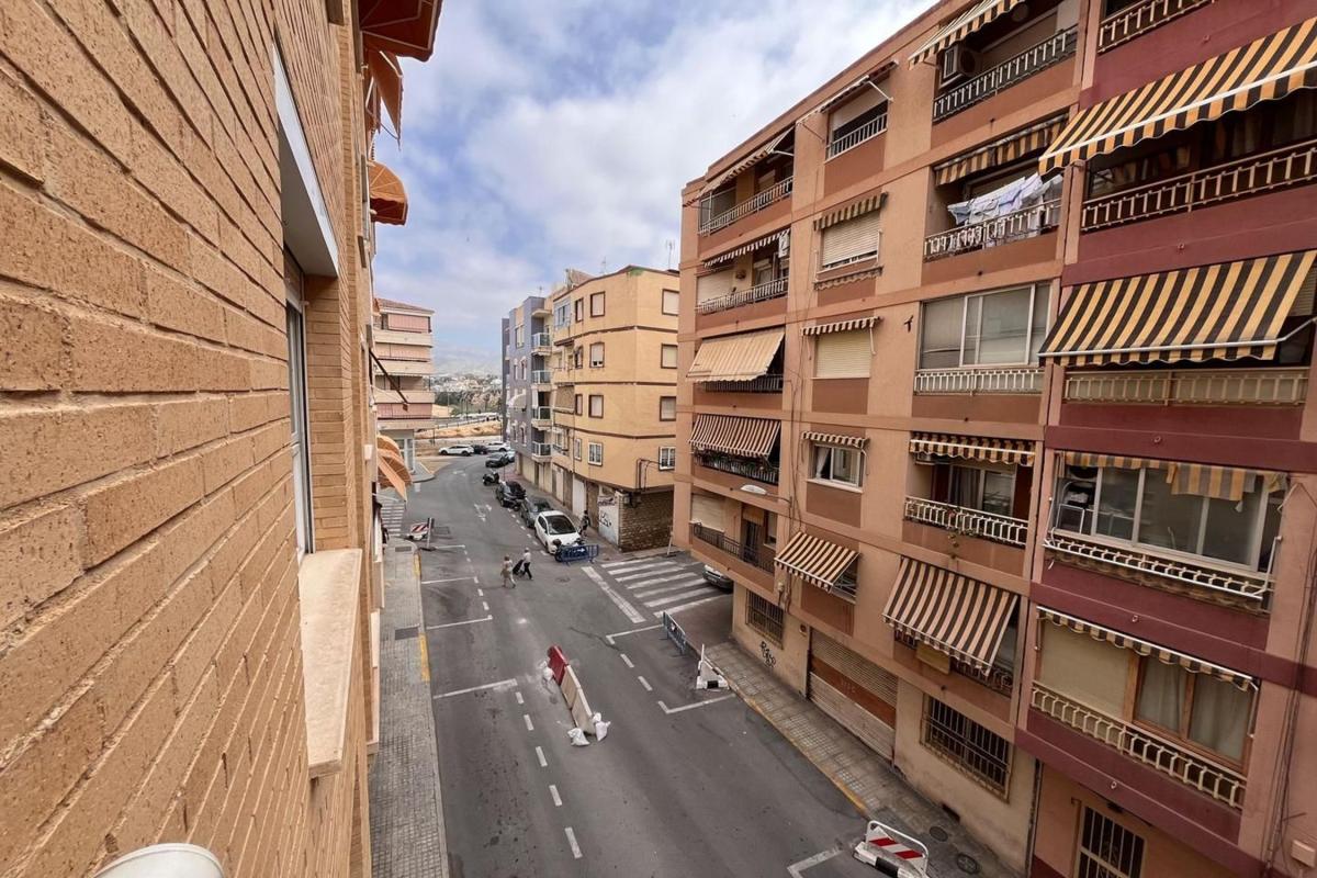 Sale of apartment in Piso en Calle Mestre Pons, Plans - Gasparot, La Villajoyosa / Vila Joiosa, La Villajoyosa / Vila Joiosa
photo 5