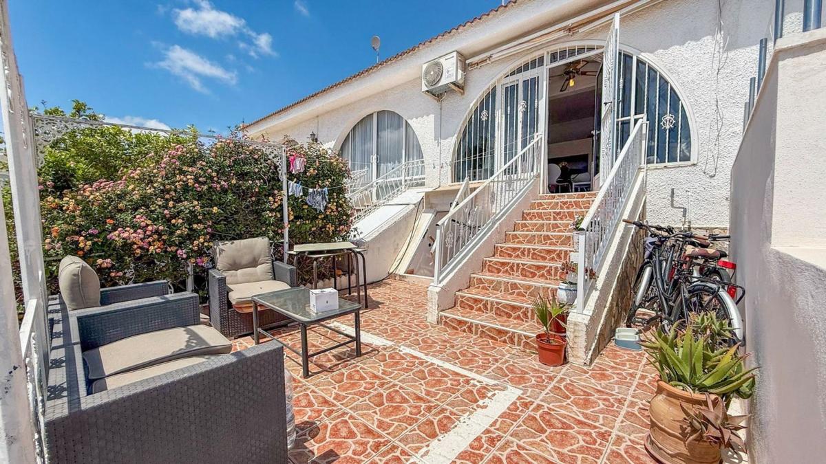 Propiedades en venta y alquiler en España photo 1