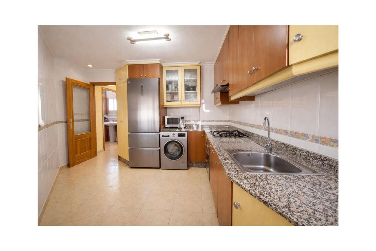 Propiedades en venta y alquiler en España photo 5