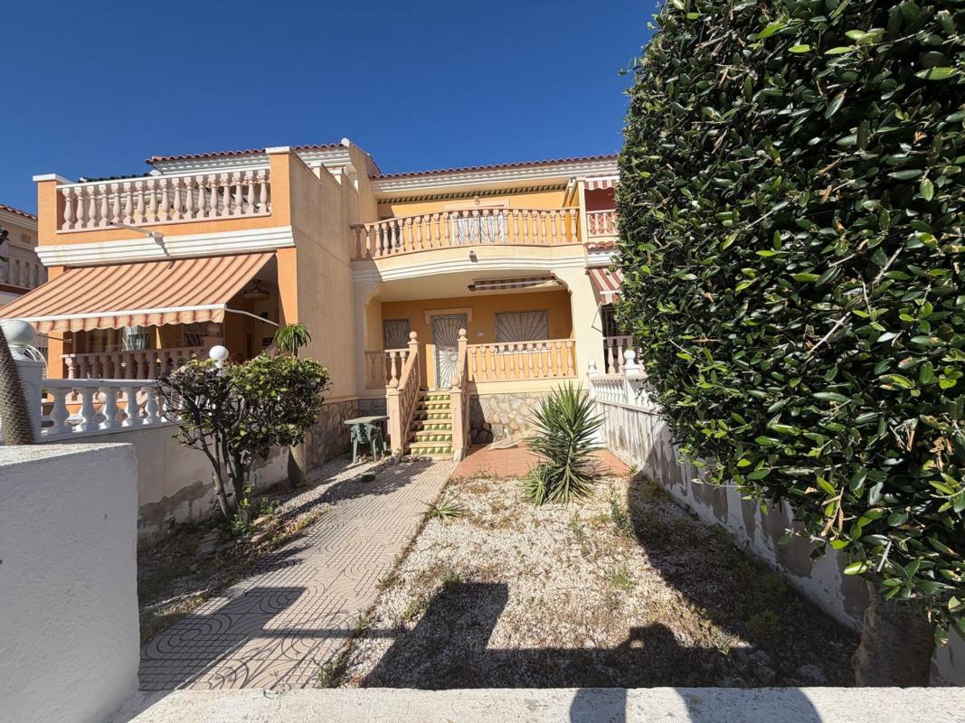Propiedades en venta y alquiler en España photo 1