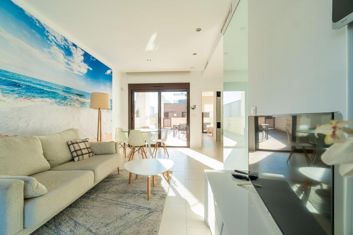 Venta de piso en Piso en Avenida Argentina, 33, Pueblo Bravo, Rojales, Rojales
 photo 2