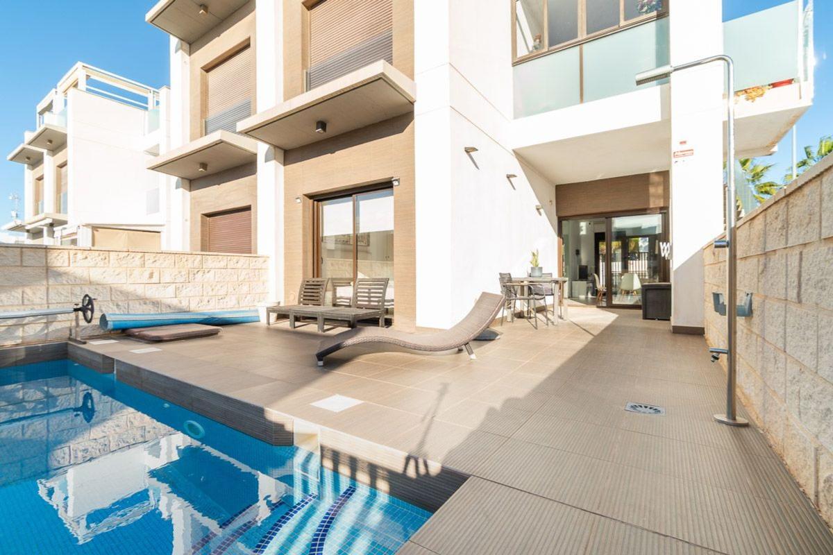 Venta de piso en Piso en Avenida Argentina, 33, Pueblo Bravo, Rojales, Rojales
 photo 5