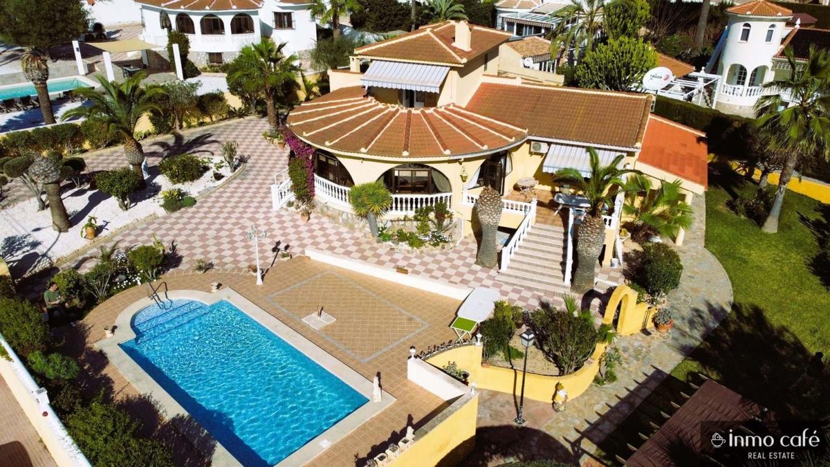 Propiedades en venta y alquiler en España photo 2